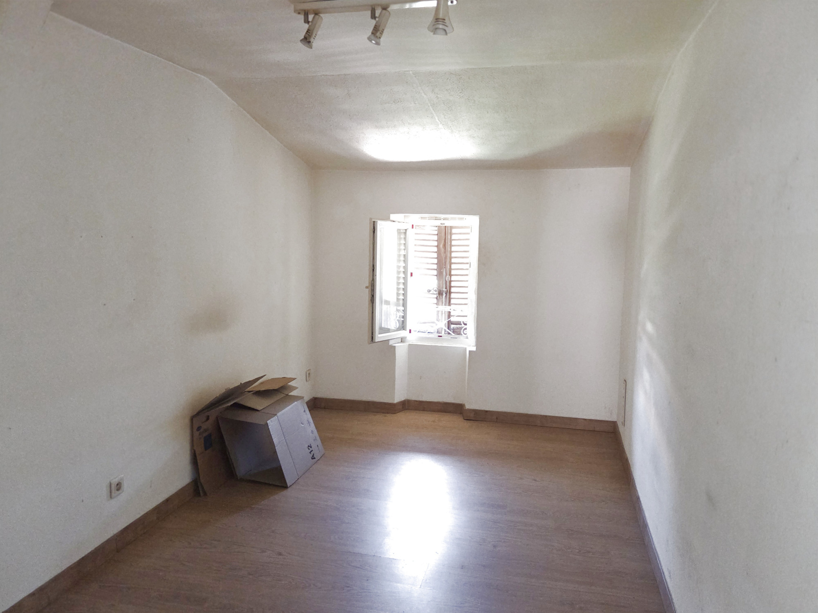 Image_, Appartement, Solliès-Pont, ref :GSR1012